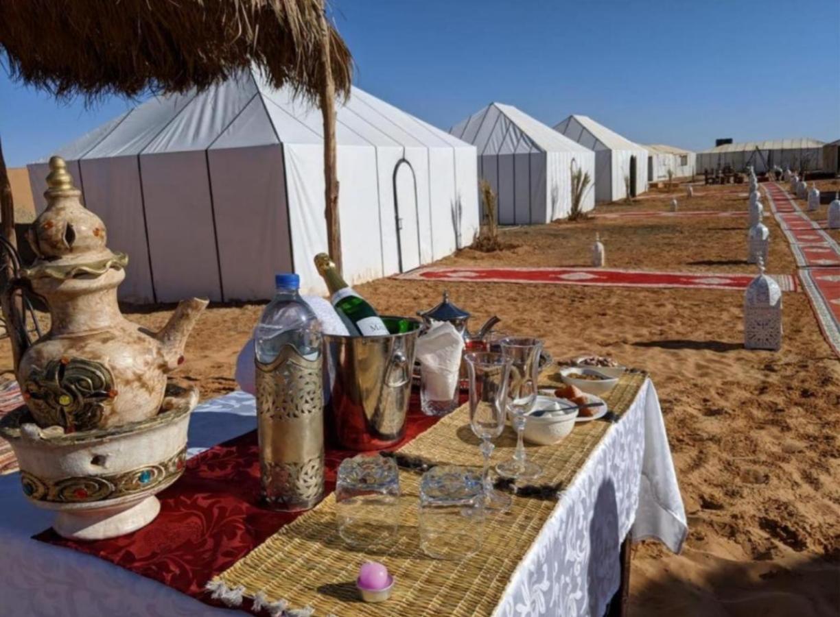 Desert Berber Fire Camp Merzouga Eksteriør billede