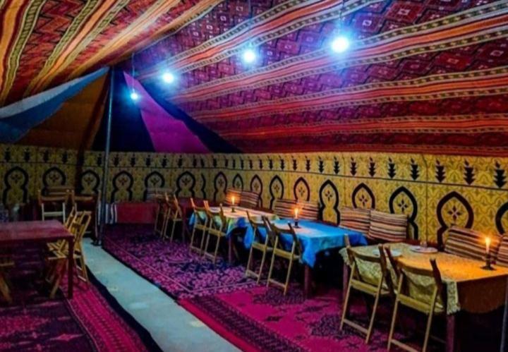 Desert Berber Fire Camp Merzouga Eksteriør billede
