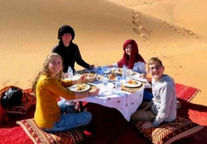 Desert Berber Fire Camp Merzouga Eksteriør billede
